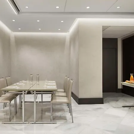 Nh Collection Amistad Hotel 4*