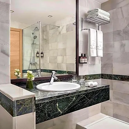 Hotel Nh Collection Palacio De 5*