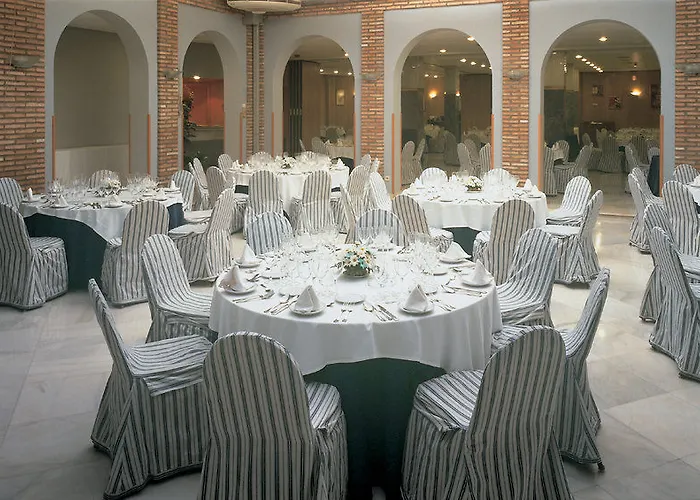 Отель Nh Collection Palacio De 5*